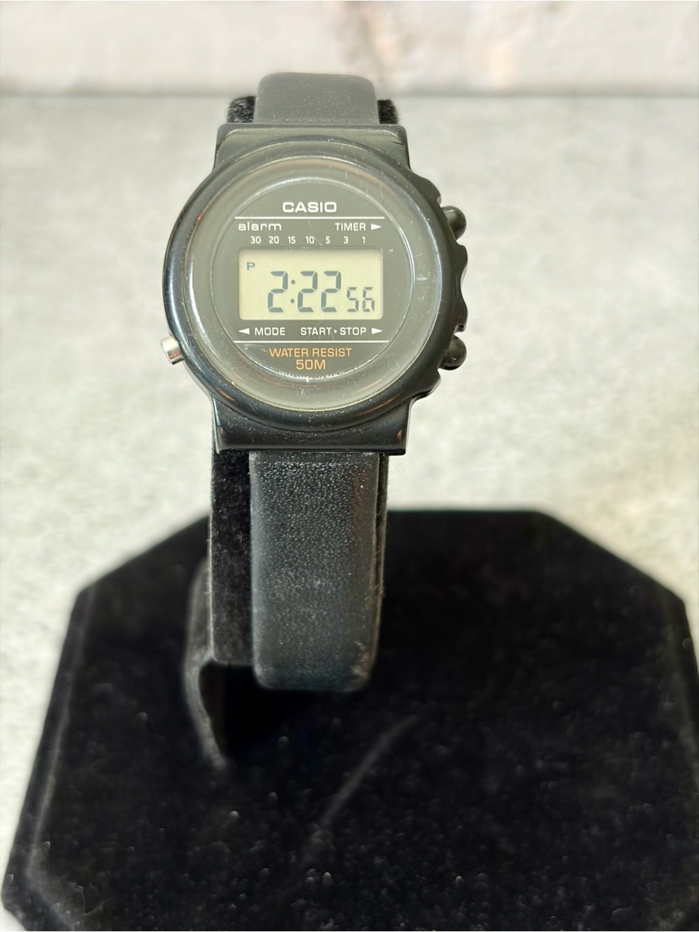 Vintage 1989 Casio LW-40 526 Digital Watch Japan M 50M New Battery
